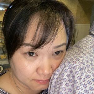 Meet your Posher, Oanh